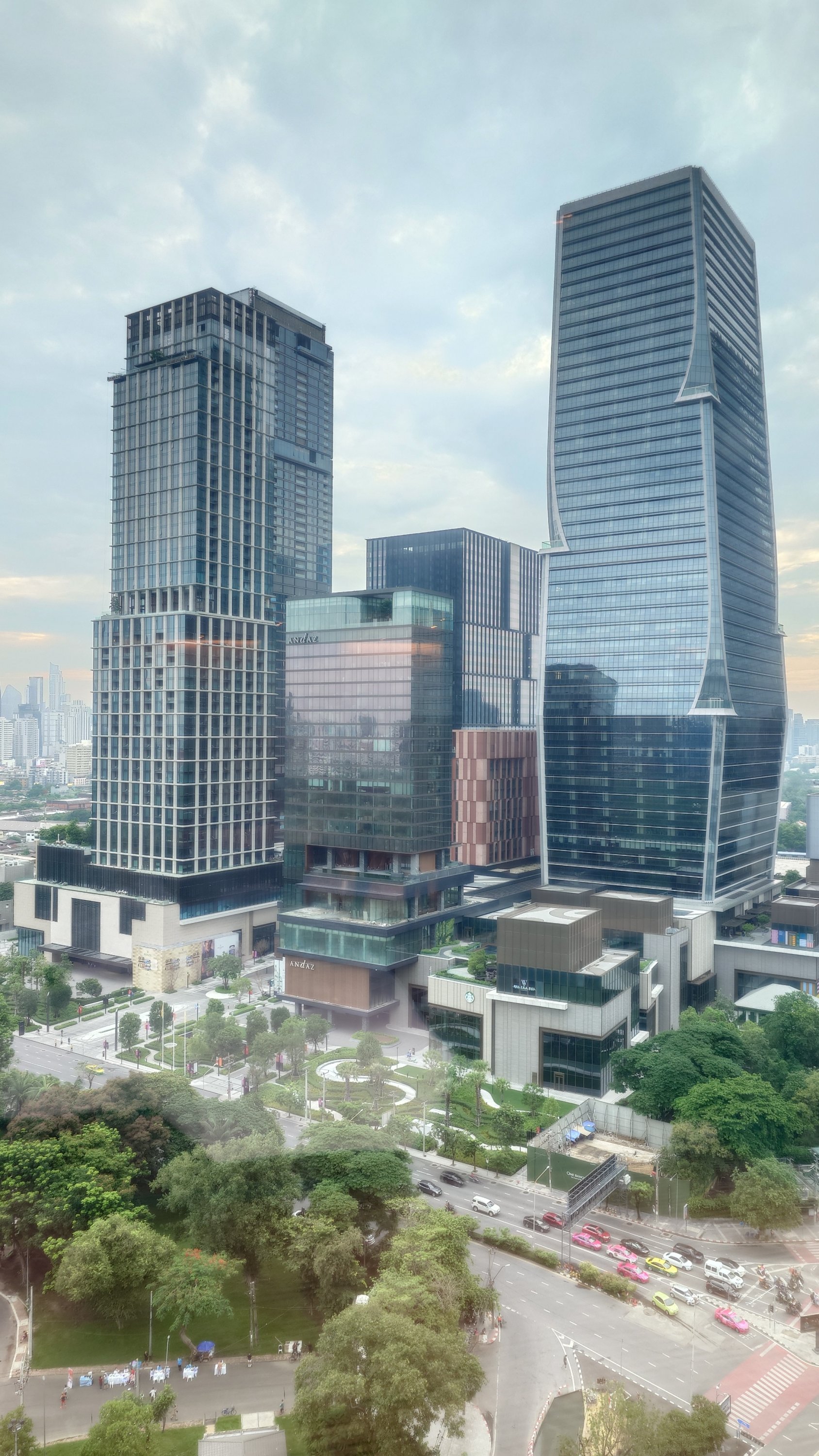 ĩؿGAGAתһSO/ BangkokȻܴɫ¥۲