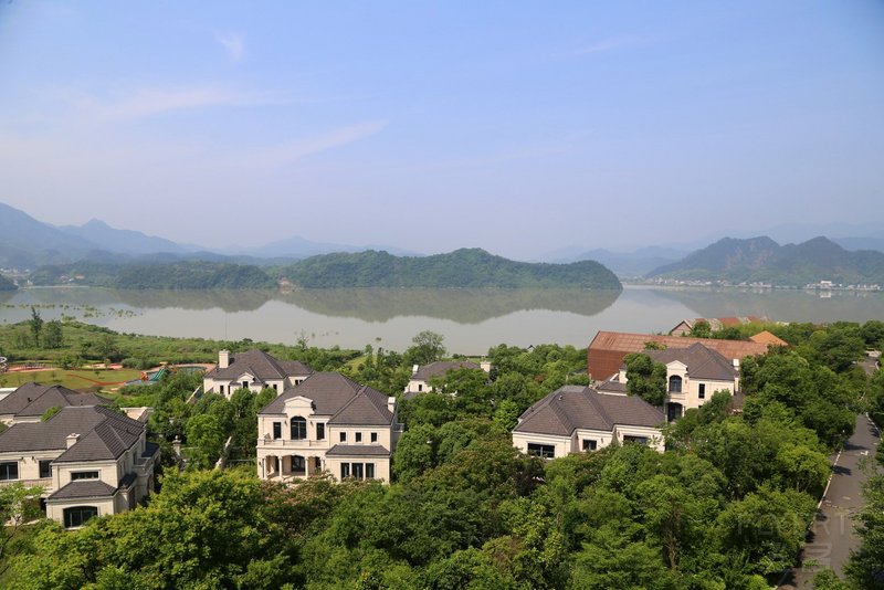 桐庐--Conrad Hangzhou Tonglu Resort Suite View (1).JPG
