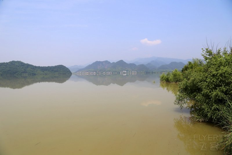 桐庐--Conrad Hangzhou Tonglu Resort Outdoor Garden (9).JPG