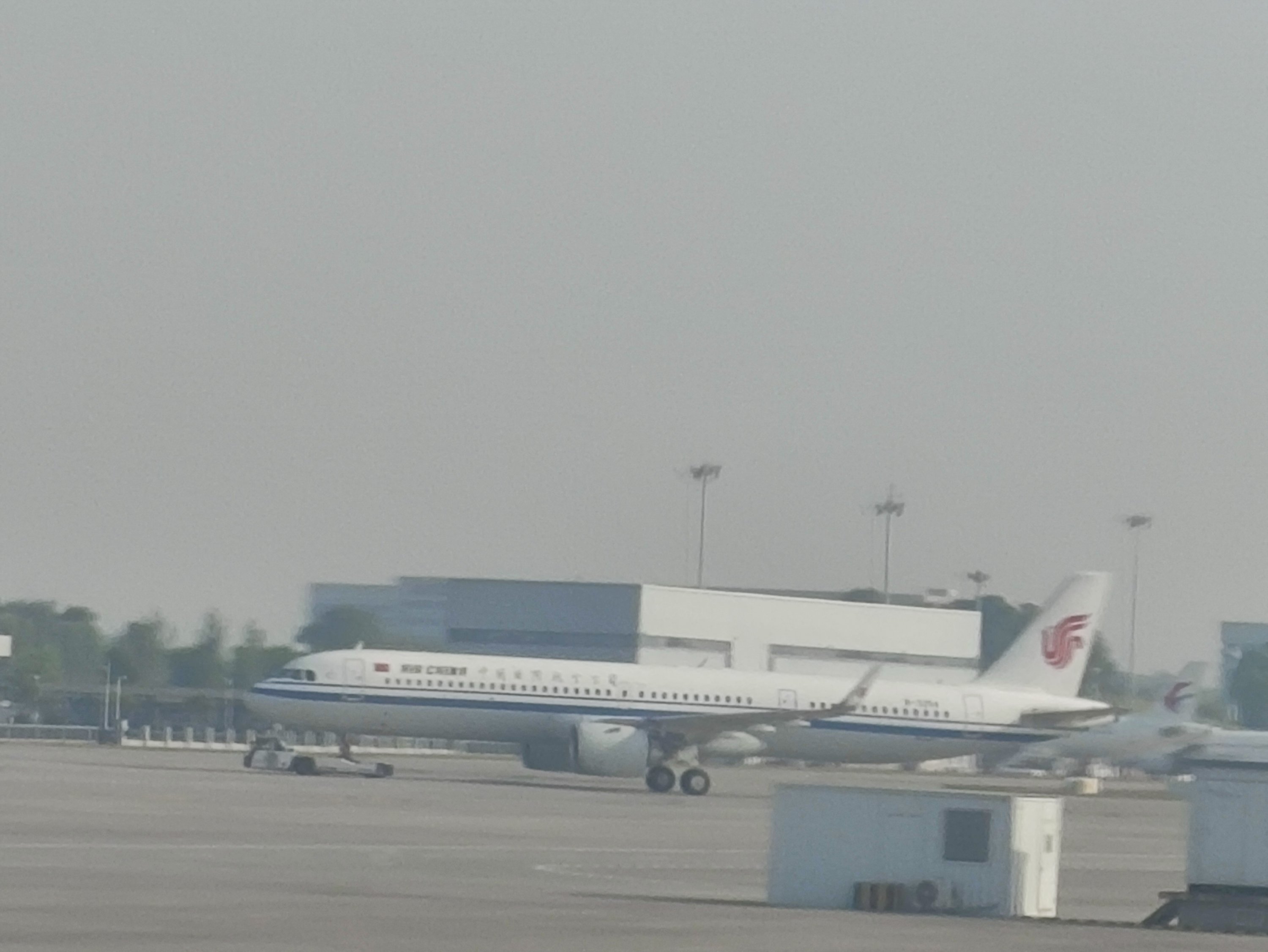 շתǰУںZH8415ɶ츮