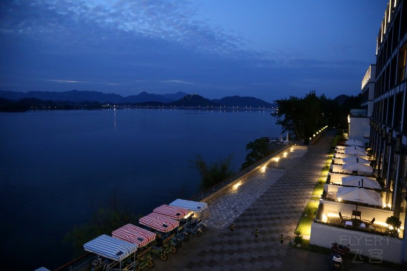 Hangzhou--Qiandao Lake--Voco Thousand Island Lake Resort Exterior at Night (4).JPG