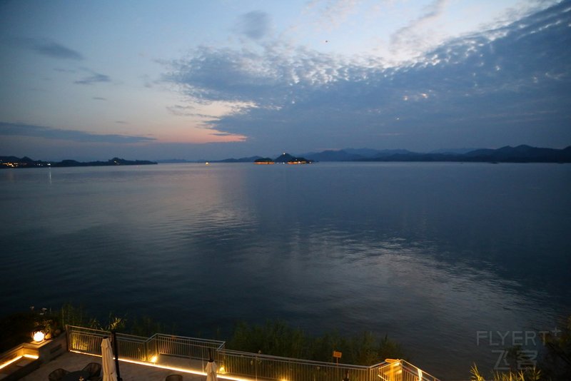 Hangzhou--Qiandao Lake--Voco Thousand Island Lake Resort Exterior at Night (6).JPG