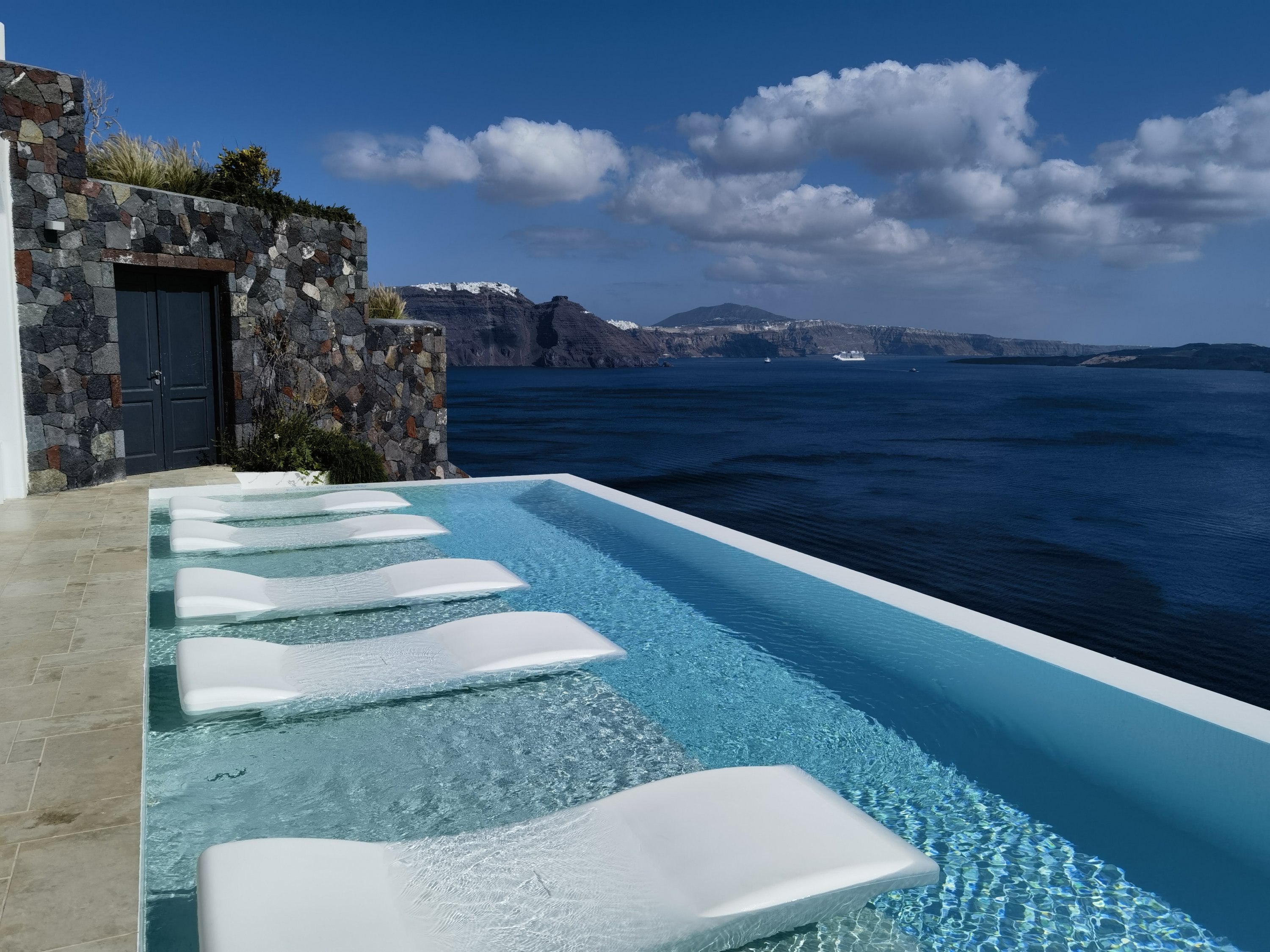 ̸ޣ΢ã-ϣʥSantorini Canaves Oia Suites׷