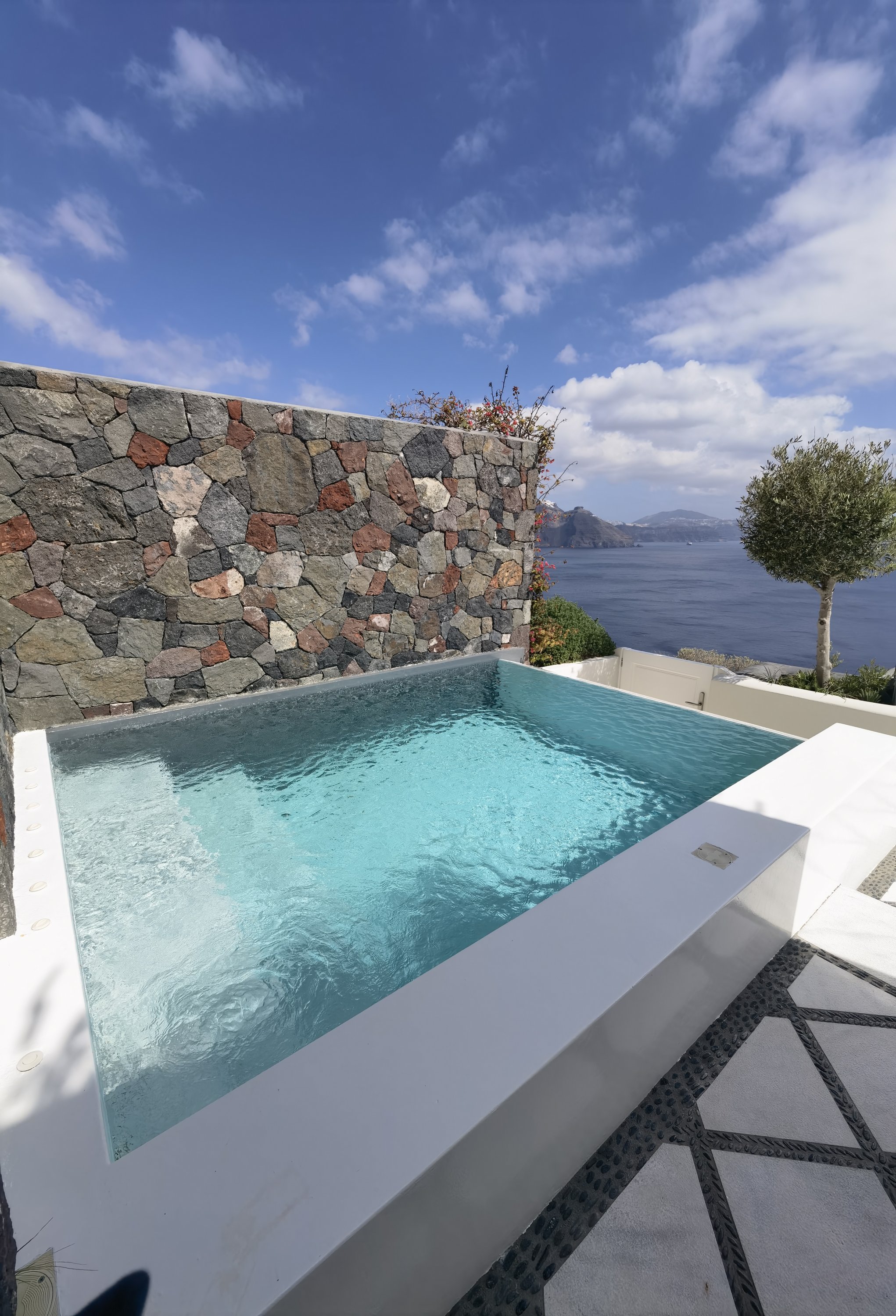 ̸ޣ΢ã-ϣʥSantorini Canaves Oia Suites׷