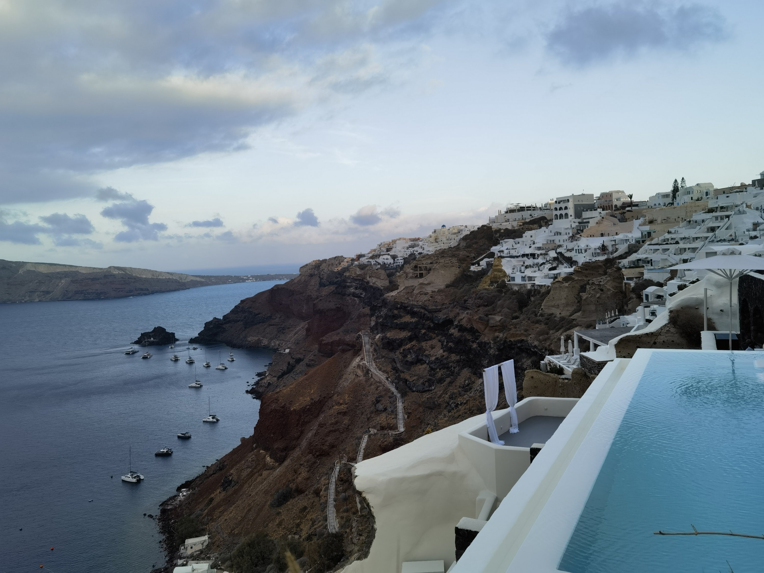 ̸ޣ΢ã-ϣʥSantorini Canaves Oia Suites׷