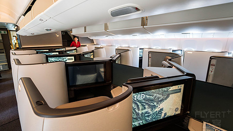 国泰航空 | B77W / A35K | 三代远程旗舰商务舱 | 硬件对比 | 飞行报告