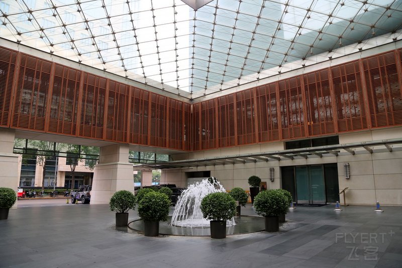 Beijing--The Ritz Carlton Beijing Financial Street Entrance (3).JPG