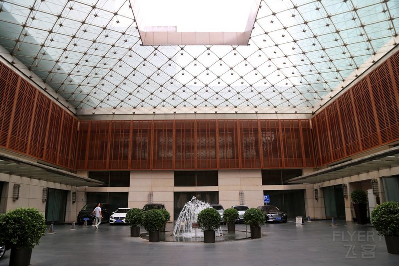 Beijing--The Ritz Carlton Beijing Financial Street Entrance (1).JPG