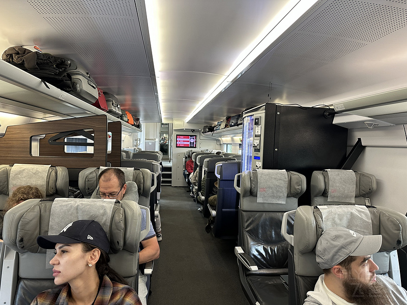 50 -train.jpg 50 -train.jpg