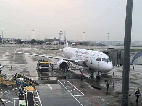 MU5159 虹桥T2-北京首都 C919经济舱初体验