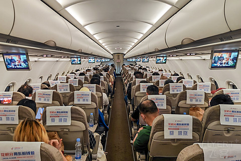 黄昏启程的探索之旅 | MU5175 南昌—北京大兴 A320经济舱飞行体验