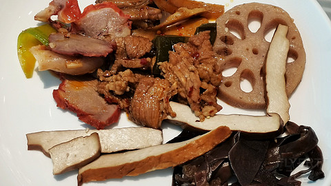 环境幽雅视野好，牛肉面绝不容错过-打卡新开业重庆机场T3B休息室，交行也能用