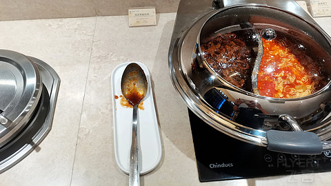 一碗阳春面安抚饥肠辘辘的胃唤醒归家的心-浦东机场T1 120休息室