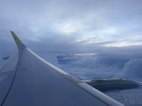 文莱皇家航空经济舱飞行体验