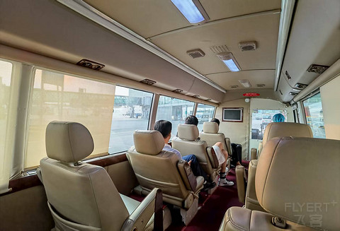 国航CA1641北京—哈尔滨 B737-800公务舱体验