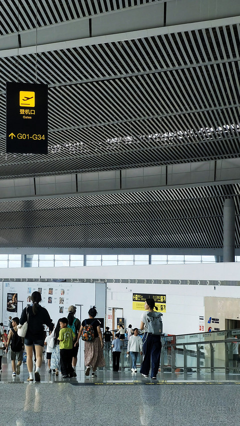 低调的南航那碗面，在外开馆也肯定火爆--打卡南航重庆T3休息室