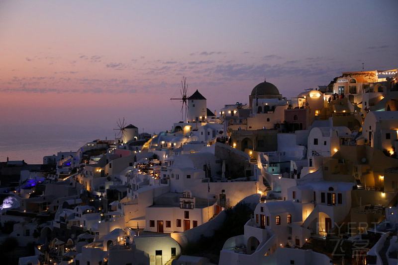 Santorini--Oia Sunset (20).JPG
