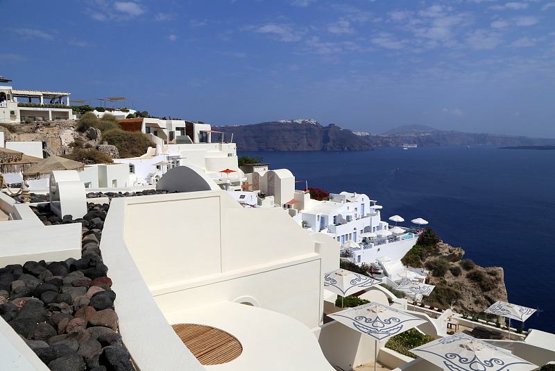 Santorini--Oia (1).JPG