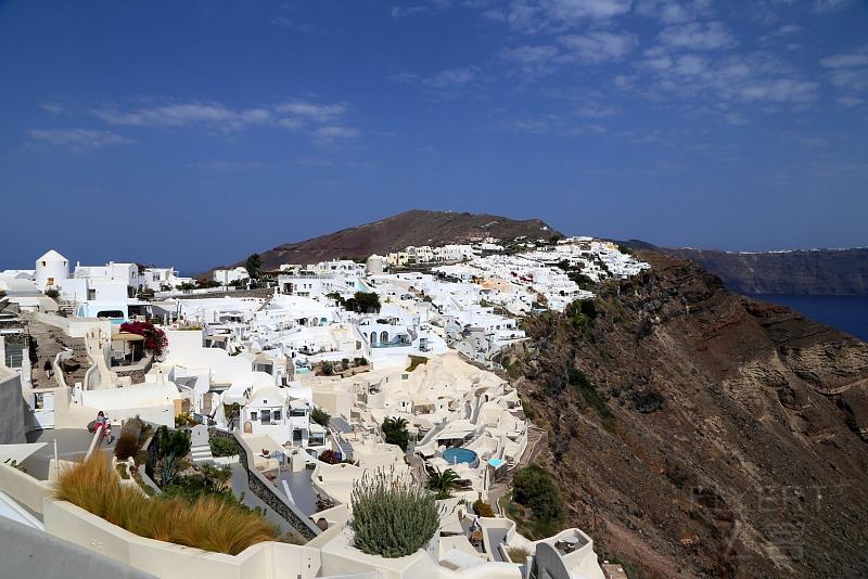 Santorini--Oia (7).JPG