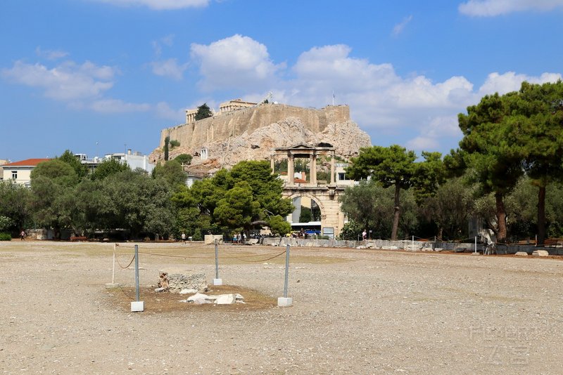 Athens--Temple of Olympian Zeus (4).JPG
