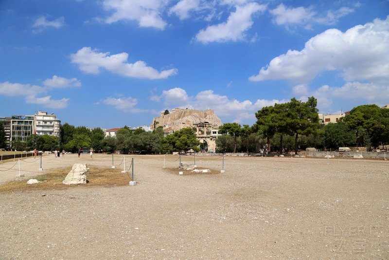 Athens--Temple of Olympian Zeus (3).JPG