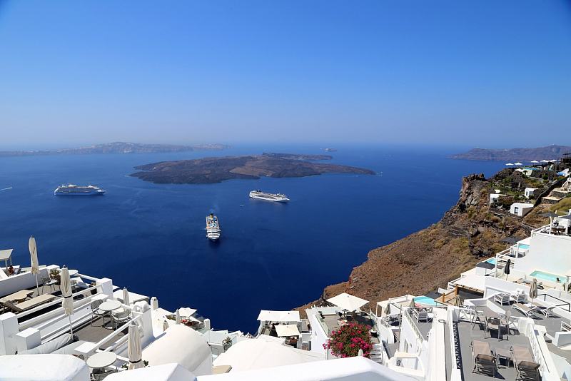 Santorini--Imerovigli (22).JPG