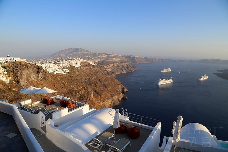 Santorini--Imerovigli (9).JPG
