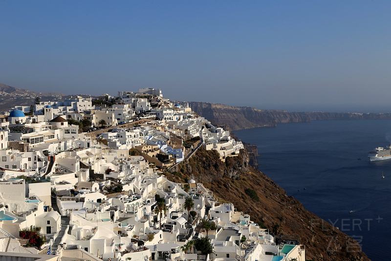 Santorini--Fira (16).JPG
