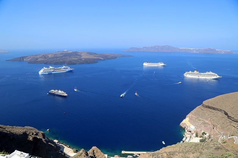 Santorini--Fira (22).JPG