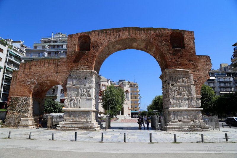 Thessaloniki--Old Town--Arch Galerius (2).JPG