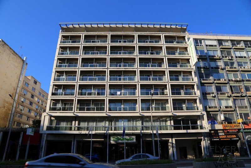 Thessaloniki--Holiday Inn Thessaloniki Exterior.JPG