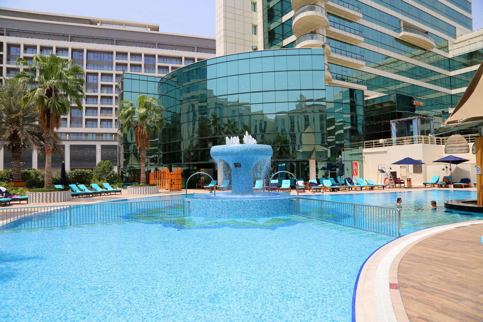 ϰݣתסCopthorne Airport Hotel   յϰתʳ޹