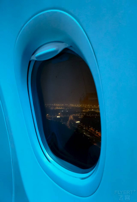 国航CA1326长沙黄花—北京首都 B737-800公务舱体验