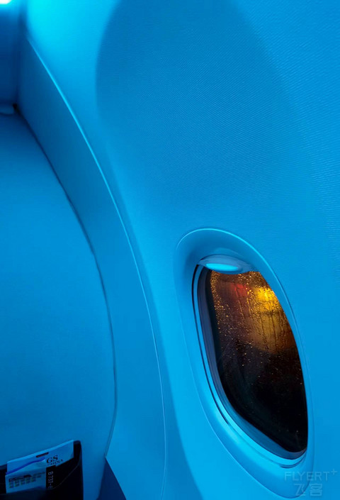 国航CA1326长沙黄花—北京首都 B737-800公务舱体验