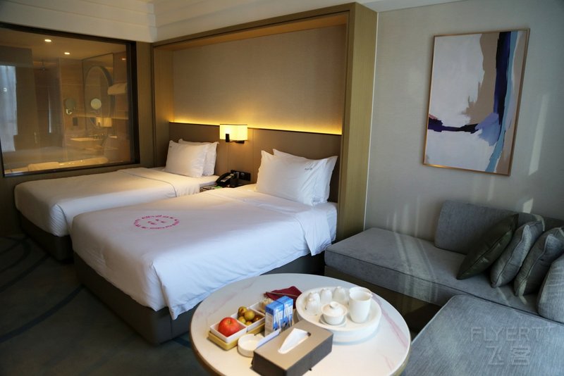 霞浦--Holiday Inn Ningde Dijing Room (1).JPG