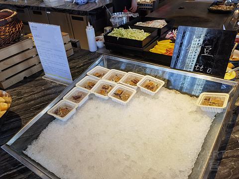 老城红顶，新湾霓虹｜青岛威斯汀酒店 | 单卧室精致套房入住体验
