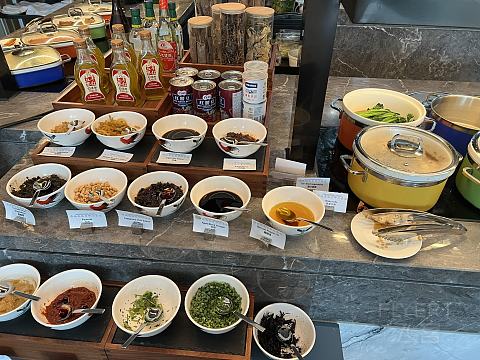 珠海万豪系新店打卡 珠海万怡酒店 拐角豪华大床房