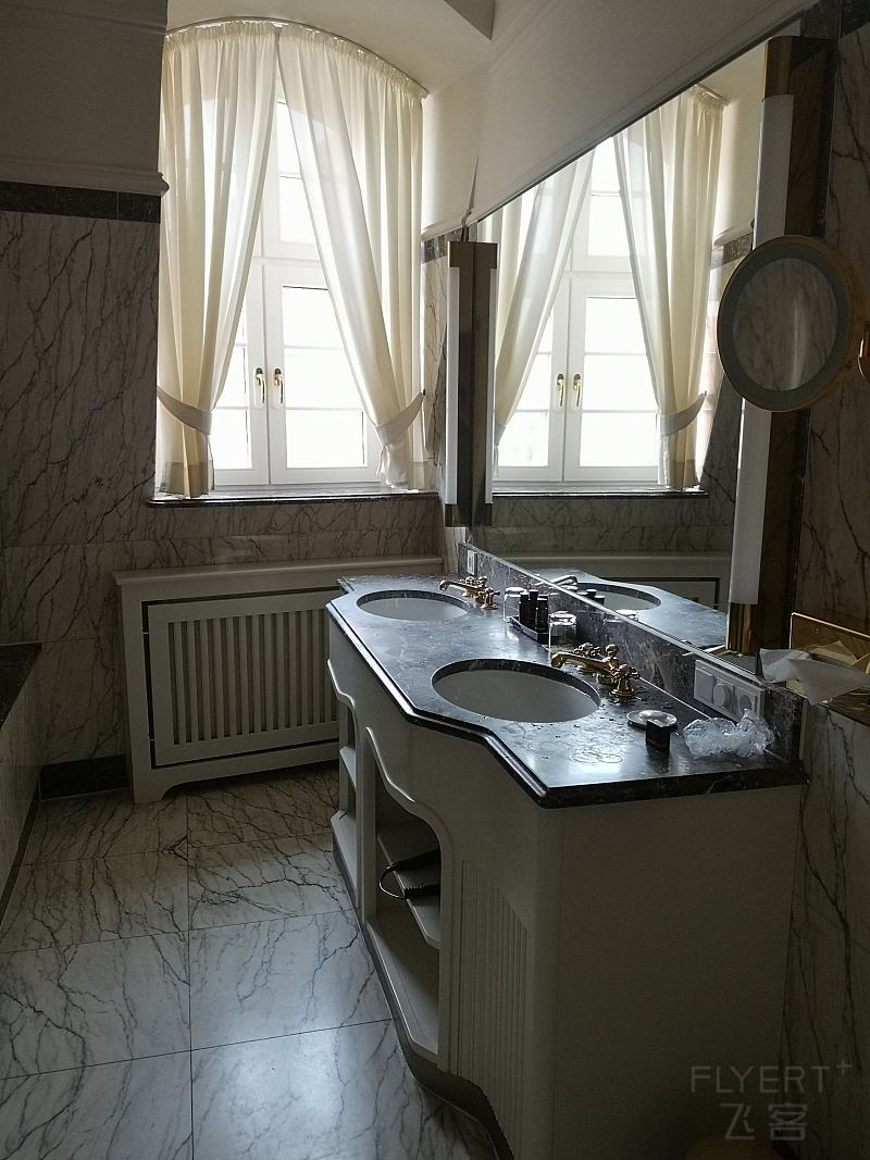 1 (88).jpg