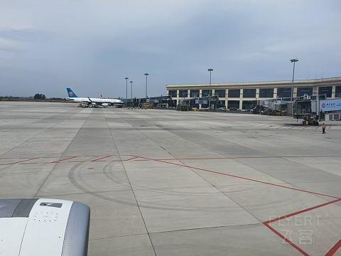 #踏秋而行#长龙航空GJ8103白山-哈尔滨A320经济舱体验
