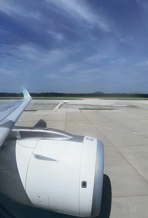 #踏秋而行#长龙航空GJ8103白山-哈尔滨A320经济舱体验