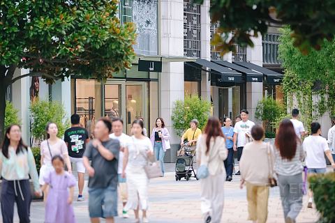好买、好逛、好吃、一站式奢享购物体验尽在比斯特上海购物村