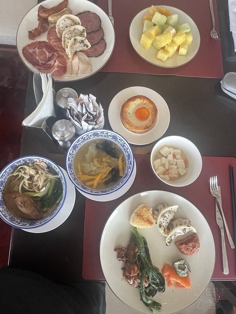 The Ritz Carlton Shanghai Pudong Breakfast (2).jpg