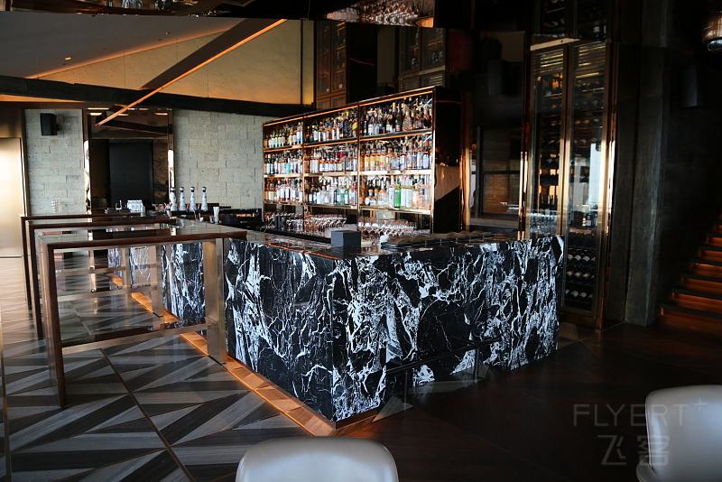 The Ritz Carlton Shanghai Pudong Flair Rooftop Bar (1).JPG