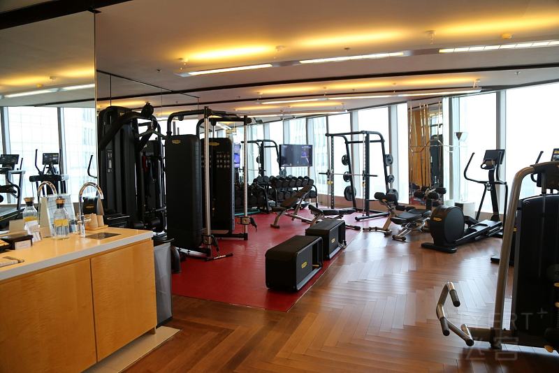 The Ritz Carlton Shanghai Pudong Fitness Center (4).JPG